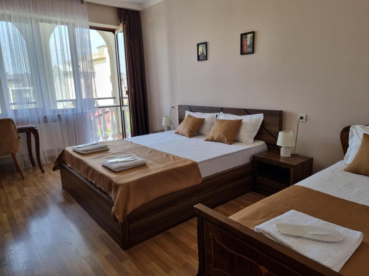 Midtown-Vera Tbilisi Eksteriør billede